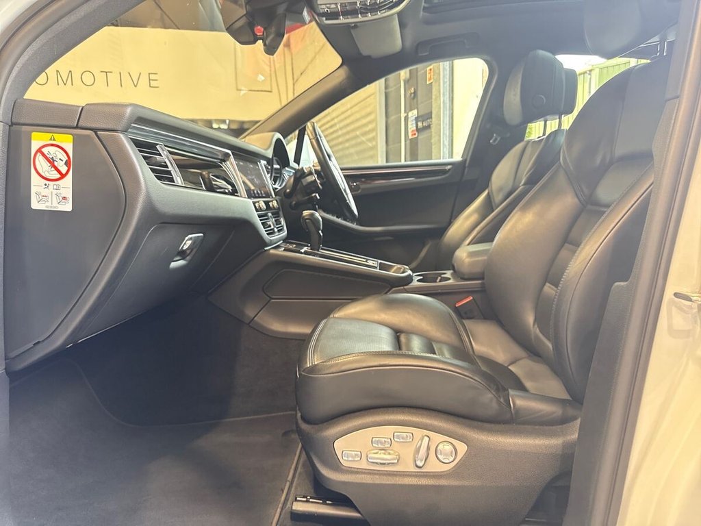 USED 2021 71 PORSCHE MACAN 2.0T SUV 5dr Petrol PDK 4WD Euro 6 (s/s) (265 ps) PANORAMIC ROOF|TURBO WHEELS