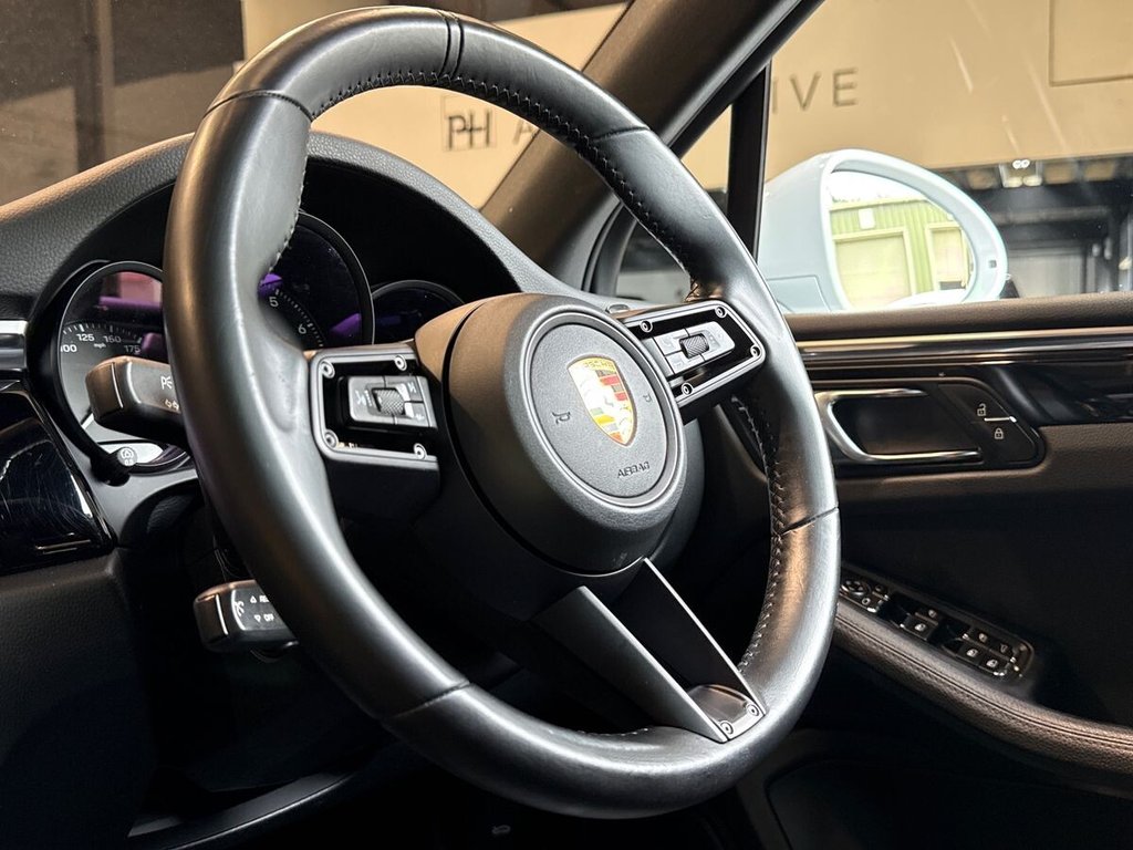 USED 2021 71 PORSCHE MACAN 2.0T SUV 5dr Petrol PDK 4WD Euro 6 (s/s) (265 ps) PANORAMIC ROOF|TURBO WHEELS