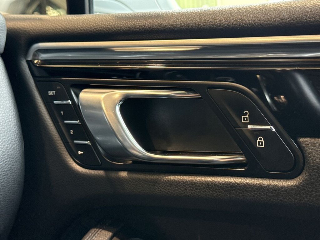 USED 2021 71 PORSCHE MACAN 2.0T SUV 5dr Petrol PDK 4WD Euro 6 (s/s) (265 ps) PANORAMIC ROOF|TURBO WHEELS