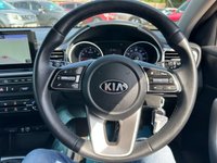 USED 2019 69 KIA CEED 1.0 T-GDi ECO 2 Hatchback 5dr Petrol Manual Euro 6 (s/s) (118 bhp) Mot 21st June 2027, No Advisories, + Full Dealer History, 7 Stamps, + 1 Previous Owner, last keeper 2024, + 3 Months Warranty, + Apple carplay/Android auto, + DAB radio, + USB/aux, + Rear camera, + Touchscreen multimedia, + Bluetooth, + Cruise with limiter, + x4 electric windows, + Air con, + Lane assist, + Auto lights, + Isofix