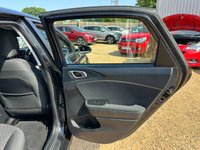 USED 2019 69 KIA CEED 1.0 T-GDi ECO 2 Hatchback 5dr Petrol Manual Euro 6 (s/s) (118 bhp) Mot 21st June 2027, No Advisories, + Full Dealer History, 7 Stamps, + 1 Previous Owner, last keeper 2024, + 3 Months Warranty, + Apple carplay/Android auto, + DAB radio, + USB/aux, + Rear camera, + Touchscreen multimedia, + Bluetooth, + Cruise with limiter, + x4 electric windows, + Air con, + Lane assist, + Auto lights, + Isofix