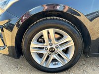 USED 2019 69 KIA CEED 1.0 T-GDi ECO 2 Hatchback 5dr Petrol Manual Euro 6 (s/s) (118 bhp) Mot 21st June 2027, No Advisories, + Full Dealer History, 7 Stamps, + 1 Previous Owner, last keeper 2024, + 3 Months Warranty, + Apple carplay/Android auto, + DAB radio, + USB/aux, + Rear camera, + Touchscreen multimedia, + Bluetooth, + Cruise with limiter, + x4 electric windows, + Air con, + Lane assist, + Auto lights, + Isofix