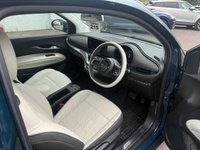 USED 2021 71 FIAT 500E 42kWh La Prima Hatchback 3dr Electric Auto (118 ps) 