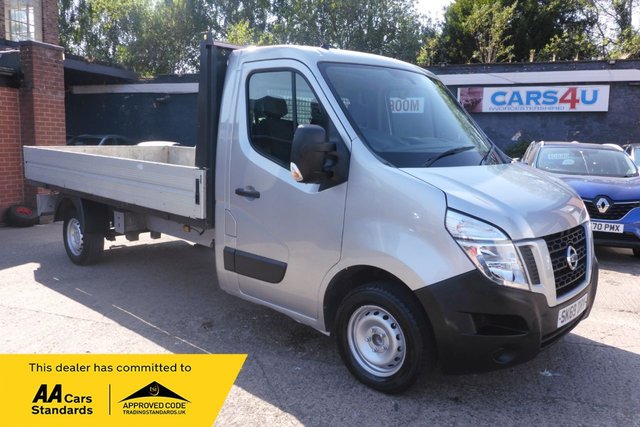 View our NISSAN NV400