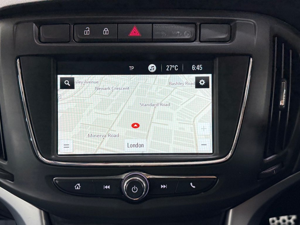 USED 2017 67 VAUXHALL ZAFIRA TOURER 1.4i Turbo SRi Nav MPV 5dr Petrol Auto Euro 6 (140 ps) SAT NAV+APPLE CARPLAY+FULL LEATHER