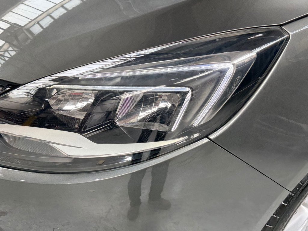 USED 2017 67 VAUXHALL ZAFIRA TOURER 1.4i Turbo SRi Nav MPV 5dr Petrol Auto Euro 6 (140 ps) SAT NAV+APPLE CARPLAY+FULL LEATHER