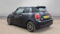 USED 2022 72 MINI Electric Hatch Cooper SE 32.6kWh Level 3 Hatchback 3dr Electric Auto (184 ps) HIGH QUALITY, HIGH SPECIFICATION, PLUG IN ELECTRIC MINI - 1 OWNER FROM NEW, COMES WITH A FULL BMW MINI MAIN DEALER SERVICE HISTORY + PANORAMIC SLIDING GLASS SUNROOF + VIRTUAL COCKPIT DIGITAL DASH DISPLAY + SATELLITE NAVIGATION + CRUISE CONTROL + AUTOMATIC LED HEADLIGHTS + DAB DIGITAL RADIO + KEYLESS START + LEATHER MULTI FUNCTION STEERING WHEEL + BLUETOOTH MEDIA STREAMING + DUAL CLIMATE CONTROL + AIR CONDITIONING + ELECTRIC WINDOWS + ELECTRIC DOOR MIRRORS + RAIN SENSING WIPERS + 17 INCH ALLOY WH