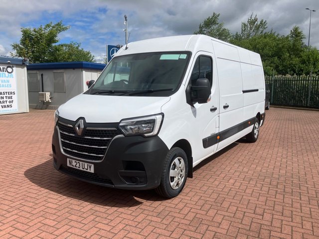 View our RENAULT MASTER