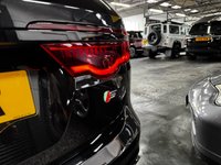 USED 2019 19 JAGUAR XF 3.0d V6 S Sportbrake 5dr Diesel Auto Euro 6 (s/s) (300 ps) 2019 JAGUAR XF 3.0D S SPORTBRAKE 300 PS - 2 PREVIOUS KEEPER - 10 SERVICES TO 106K - ENGINE REPLACEMENT AT 105K MILES - LEATHER - 2O INCH ALLOYS - PRIVACY GLASS - HEATED STEERING WHEEL - POWERBOOT - REVERSE CAMERA