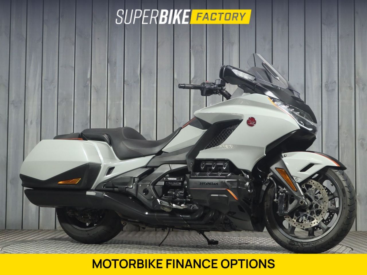 HONDA GL1800 GOLDWING