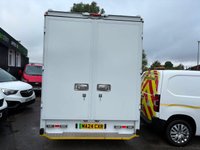 USED 2024 24 MAXUS EDELIVER 9 White 65kWh electric Luton van, 17,060 miles, Automatic, 10in Touchscreen, 16in Alloys, CarPlay/Android Auto, Rear Camera, A/C, ULEZ compliant. This 2024 MAXUS eDeliver 9 is a remarkable example, having had only one owner since new. This electric van, presented in the 65kWh Auto FWD L3 2dr derivative, offers a battery total capacity of 65 kWh, providing a maximum range of 155 miles when new. Charging is convenient, with a full charge at home using a 7kW charger taking approximately 11 hours and 34 minutes, while rapid public charging can achieve an 80% charge from empty in just 48 minutes. The vehicle comes with a 3 month warranty for a