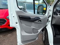 USED 2024 24 MAXUS EDELIVER 9 White 65kWh electric Luton van, 17,060 miles, Automatic, 10in Touchscreen, 16in Alloys, CarPlay/Android Auto, Rear Camera, A/C, ULEZ compliant. This 2024 MAXUS eDeliver 9 is a remarkable example, having had only one owner since new. This electric van, presented in the 65kWh Auto FWD L3 2dr derivative, offers a battery total capacity of 65 kWh, providing a maximum range of 155 miles when new. Charging is convenient, with a full charge at home using a 7kW charger taking approximately 11 hours and 34 minutes, while rapid public charging can achieve an 80% charge from empty in just 48 minutes. The vehicle comes with a 3 month warranty for a
