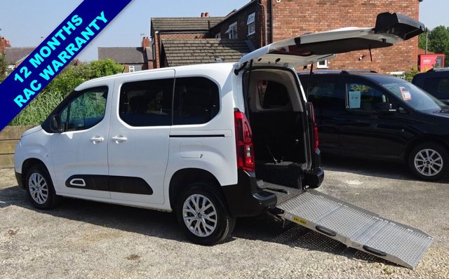 View our Citroen Berlingo 1.5 BlueHDi Feel WHEELCHAIR ACCESS