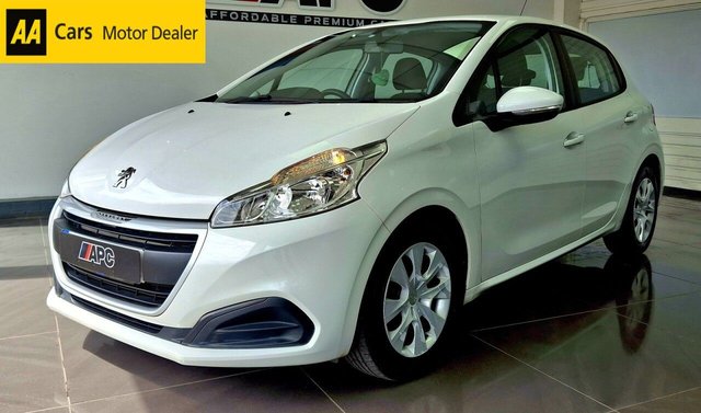 View our PEUGEOT 208