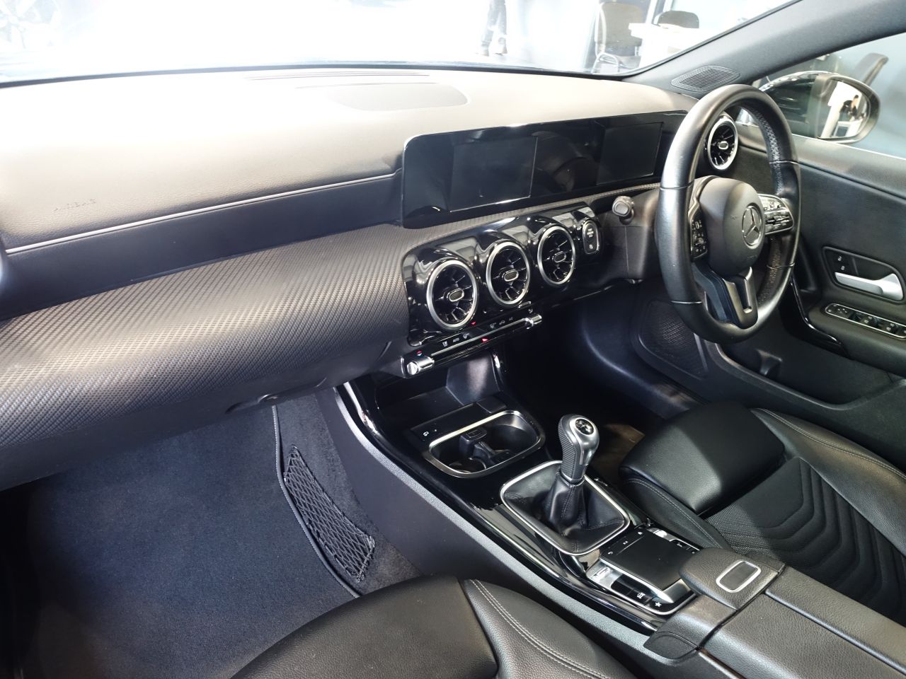 MERCEDES A CLASS 1.3 A180 SE HATCHBACK 5DR PETROL MANUAL EURO 6 S S 136...