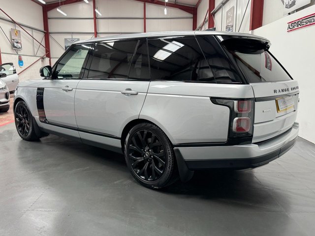 View our LAND ROVER RANGE ROVER