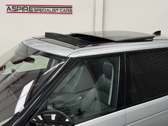 View our LAND ROVER RANGE ROVER