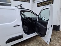 USED 2020 20 VAUXHALL COMBO 1.5 Turbo D 2300 Sportive Panel Van 4dr Diesel Manual L2 H1 Euro 6 (s/s) (100 ps) 