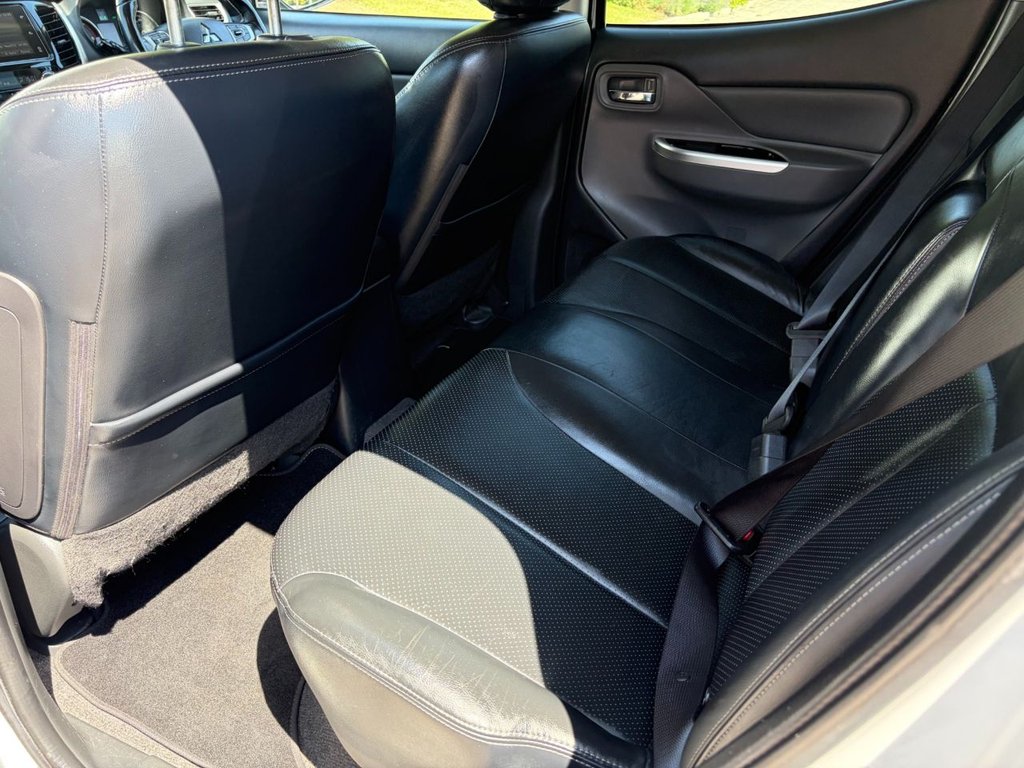 USED 2019 19 MITSUBISHI L200 CHALLENGER 2.4DI-D AUTO EU6 4x4 D/CAB PICK UP *A/C*LEATHER*ALLOYS*REV/CAMERA*HEAT PACK*E/PACK* AUTO-EU6-CAMERA-LEATHER-ALLOYS