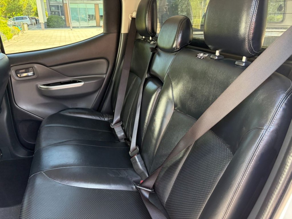 USED 2019 19 MITSUBISHI L200 CHALLENGER 2.4DI-D AUTO EU6 4x4 D/CAB PICK UP *A/C*LEATHER*ALLOYS*REV/CAMERA*HEAT PACK*E/PACK* AUTO-EU6-CAMERA-LEATHER-ALLOYS