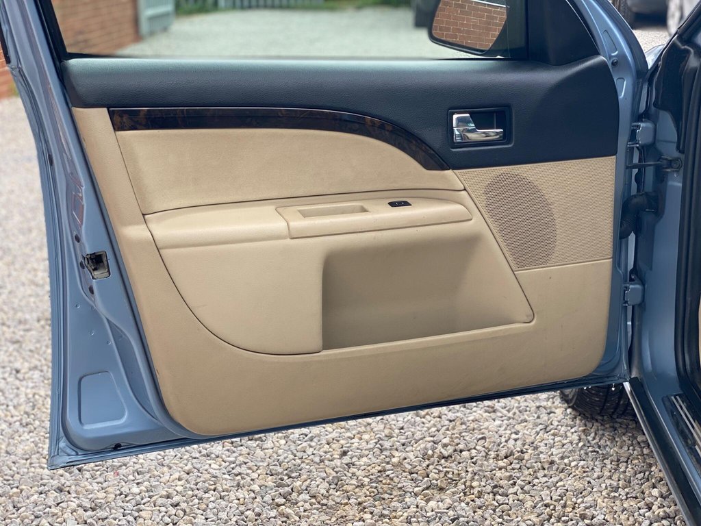2007 Ford Mondeo thumbnail 15