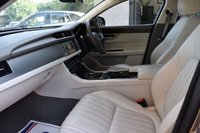 USED 2018 18 JAGUAR XF 3.0d V6 Portfolio Saloon 4dr Diesel Auto Euro 6 (s/s) (300 ps) 
