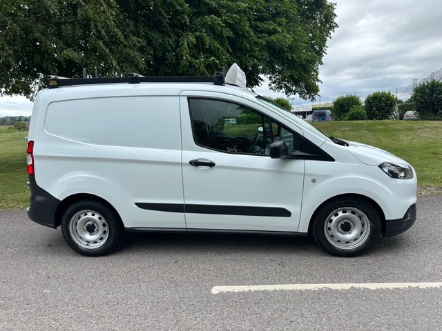 View our FORD TRANSIT COURIER
