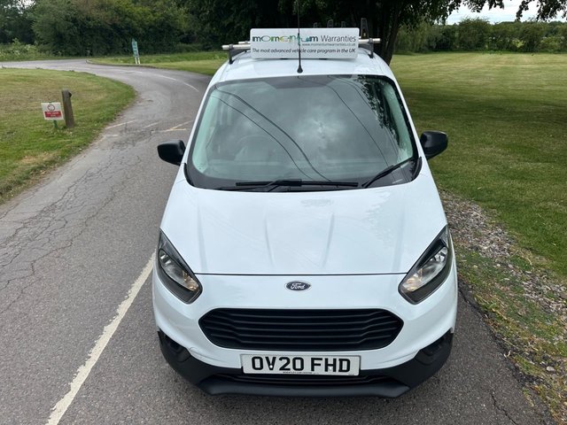 View our FORD TRANSIT COURIER