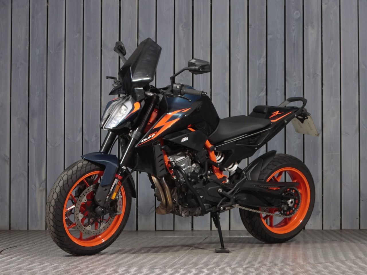 KTM 890 Duke
