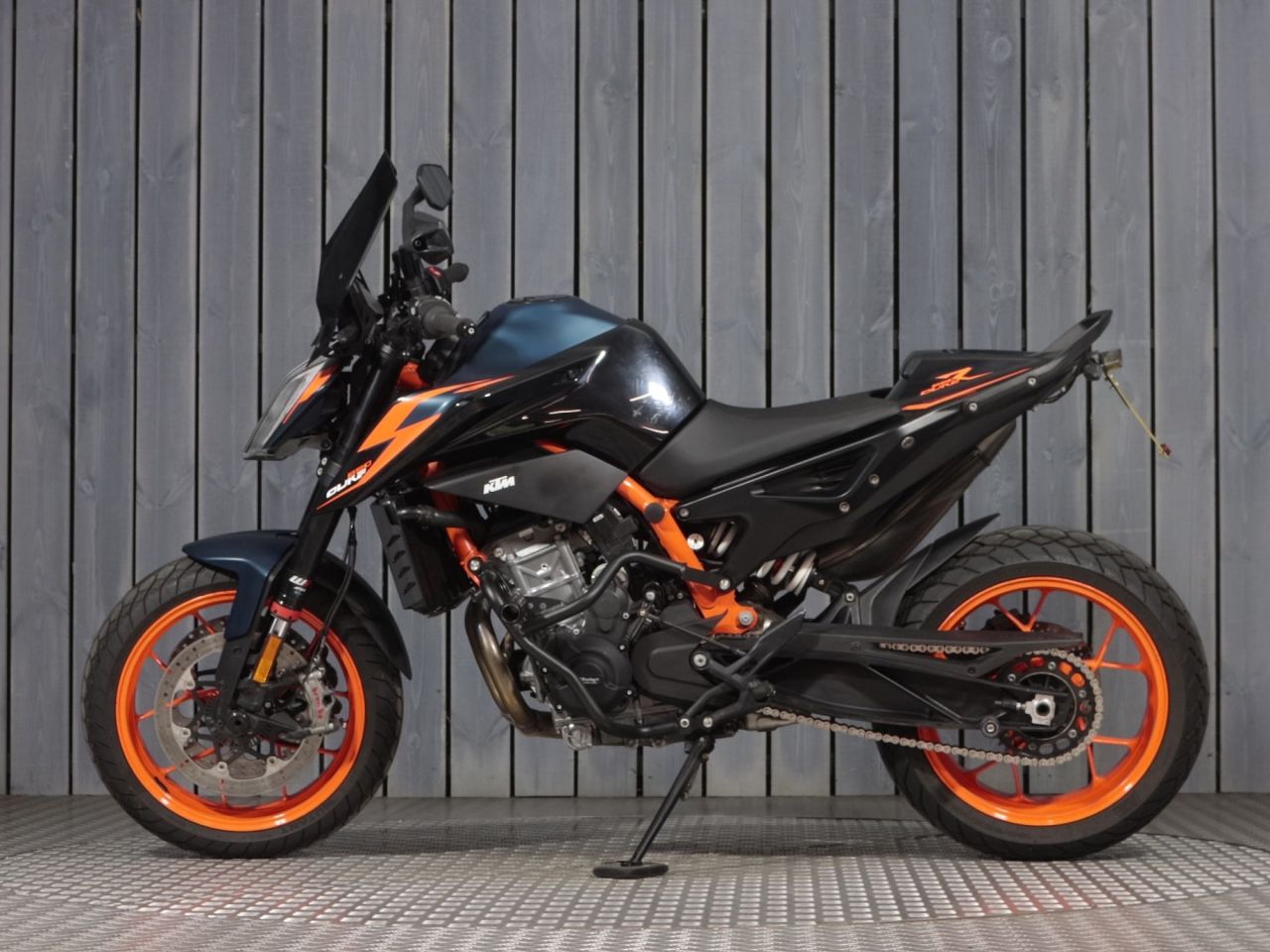 KTM 890 Duke
