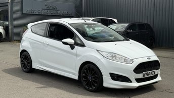 2014 FORD FIESTA