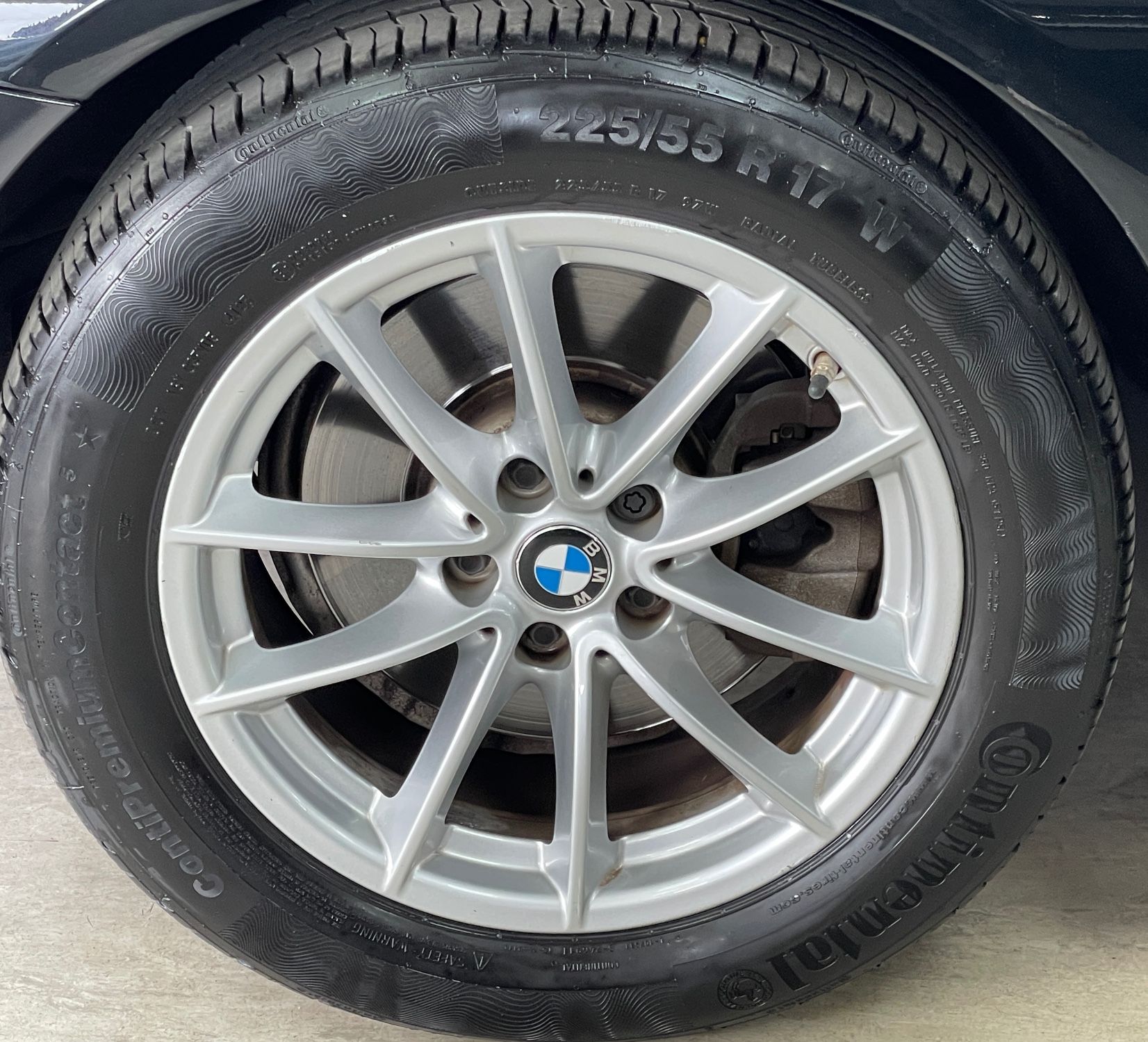 USED 2022 22 BMW 5 SERIES 2.0 520i MHT SE Saloon 4dr Petrol Hybrid Steptronic Euro 6 (s/s) (184 ps) 