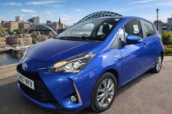 2017 TOYOTA YARIS