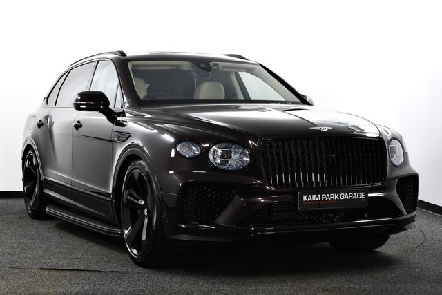 USED 2025 75 BENTLEY BENTAYGA 4.0 V8 Azure EWB SUV 5dr Petrol Auto 4WD Euro 6 (s/s) (550 ps) 1 Owner | &pound;48k Extras | 1 Off