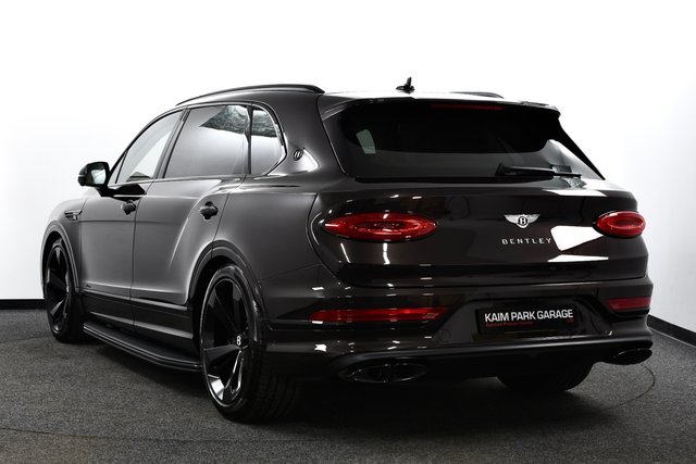 USED 2025 75 BENTLEY BENTAYGA 4.0 V8 Azure EWB SUV 5dr Petrol Auto 4WD Euro 6 (s/s) (550 ps) 1 Owner | &pound;48k Extras | 1 Off