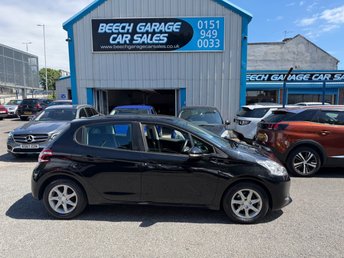 View our PEUGEOT 208