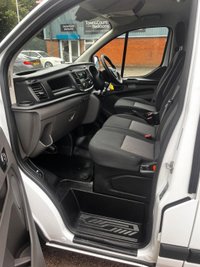 USED 2019 19 FORD TRANSIT CUSTOM 2.0 300 EcoBlue Panel Van 5dr Diesel Manual L2 H1 Euro 6 (105 ps) 2019 (19 Reg) Ford Transit Custom Long Wheel Base Leader 300 with FSH