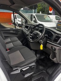 USED 2019 19 FORD TRANSIT CUSTOM 2.0 300 EcoBlue Panel Van 5dr Diesel Manual L2 H1 Euro 6 (105 ps) 2019 (19 Reg) Ford Transit Custom Long Wheel Base Leader 300 with FSH