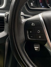 USED 2016 65 VOLVO V40 2.0 D2 R-Design Nav Euro 6 (s/s) 5dr FSH|Â£20TAX|CAMBELTDONE|HTD STS