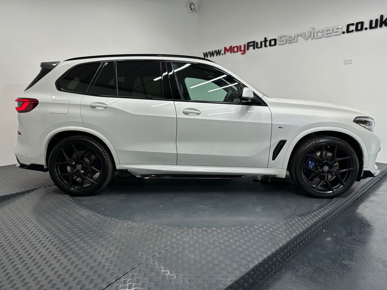 2019 BMW X5 3.0 30d M Sport SUV 5dr Diesel Auto xDrive Euro 6 (s/s) (265 ps) - vehicle photo 10 for sale on PureCar