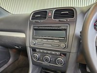 USED 2014 14 VOLKSWAGEN GOLF 2.0 TDI BlueMotion Tech SE Cabriolet 2dr Diesel Manual Euro 5 (s/s) (140 ps) 