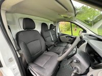 USED 2019 19 RENAULT TRAFIC 1.6 dCi 27 Business+ Panel Van 5dr Diesel Manual SWB Standard Roof Euro 6 (120 ps) # A/C # EURO 6 # NO VAT #