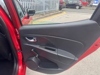 USED 2015 15 RENAULT CLIO 1.5 dCi Dynamique MediaNav Hatchback 5dr Diesel EDC Euro 5 (90 ps) GREAT VALUE FAMILY DIESEL AUTO