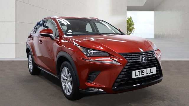 2019 19 LEXUS NX 2.5 300h Premium SUV 5dr Petrol Hybrid E-CVT 4WD Euro 6 (s/s) (197 ps)+2 KEYS+1 FORMER KEEPER+FSH+NAV+FULL LEATHER SEATS+PARK CONTROL+POWER BOOT+PRIVACY+MEDIA+BLUETOOTH+DIGITAL DASH+18
