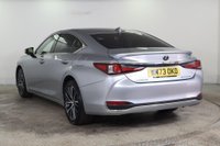USED 2023 73 LEXUS ES 2.5 300h E-CVT Euro 6 (s/s) 4dr Sunroof, Reverse Camera,