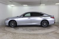 USED 2023 73 LEXUS ES 2.5 300h E-CVT Euro 6 (s/s) 4dr Sunroof, Reverse Camera,