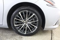 USED 2023 73 LEXUS ES 2.5 300h E-CVT Euro 6 (s/s) 4dr Sunroof, Reverse Camera,