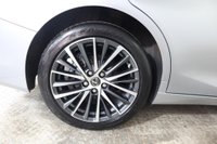 USED 2023 73 LEXUS ES 2.5 300h E-CVT Euro 6 (s/s) 4dr Sunroof, Reverse Camera,