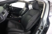 USED 2023 73 LEXUS ES 2.5 300h E-CVT Euro 6 (s/s) 4dr Sunroof, Reverse Camera,