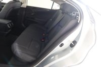 USED 2023 73 LEXUS ES 2.5 300h E-CVT Euro 6 (s/s) 4dr Sunroof, Reverse Camera,